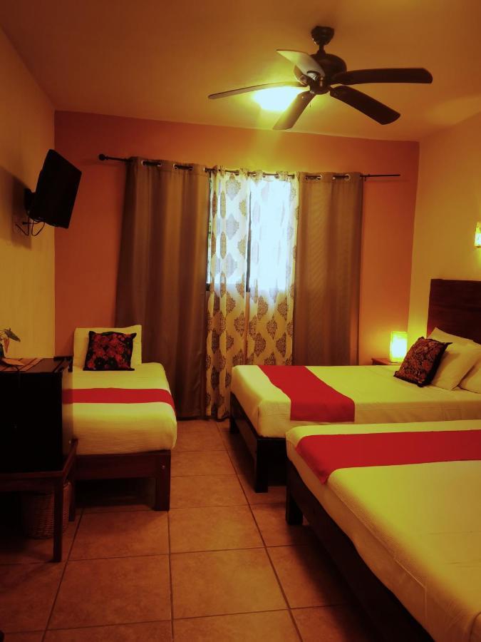 El Roble Hotel Bacalar Ngoại thất bức ảnh